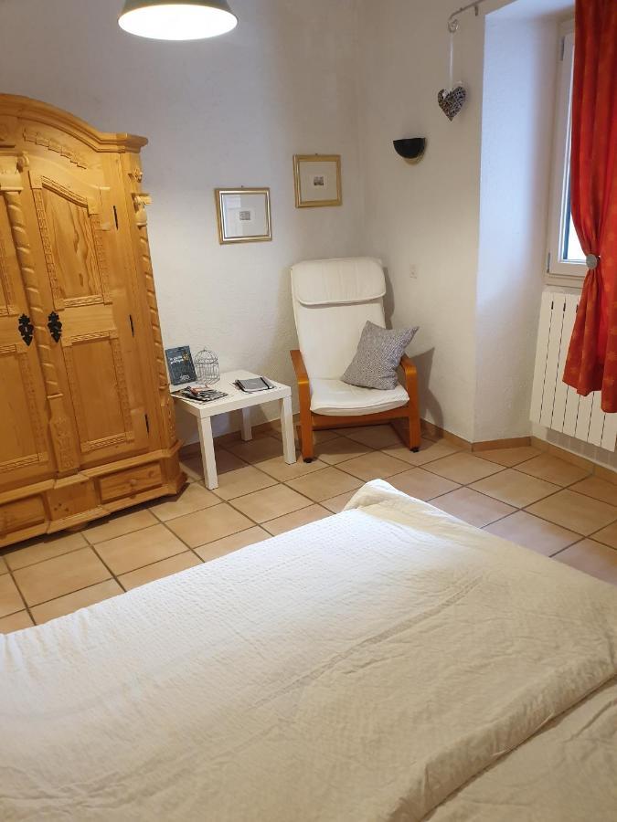 Lou-Pelou Villa Gravieres Eksteriør bilde